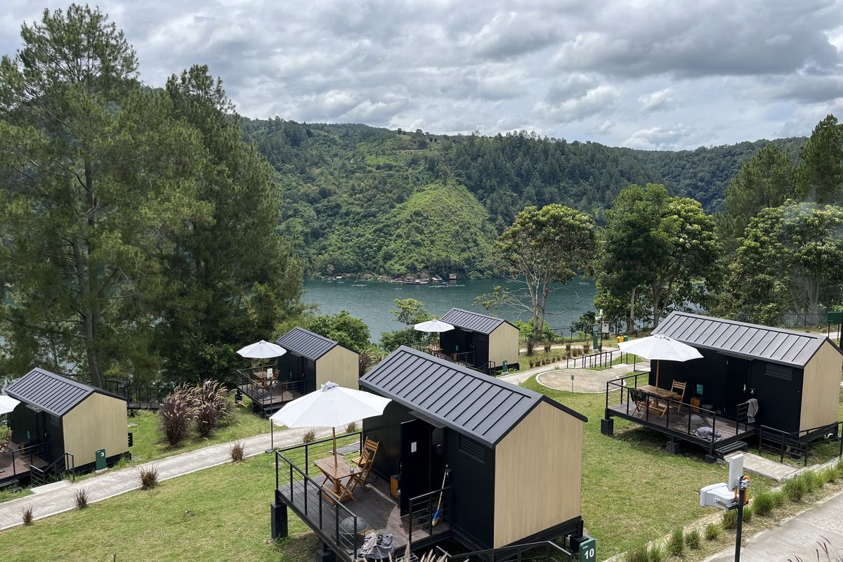 Penginapan di Danau Toba Penginapan di Danau Toba